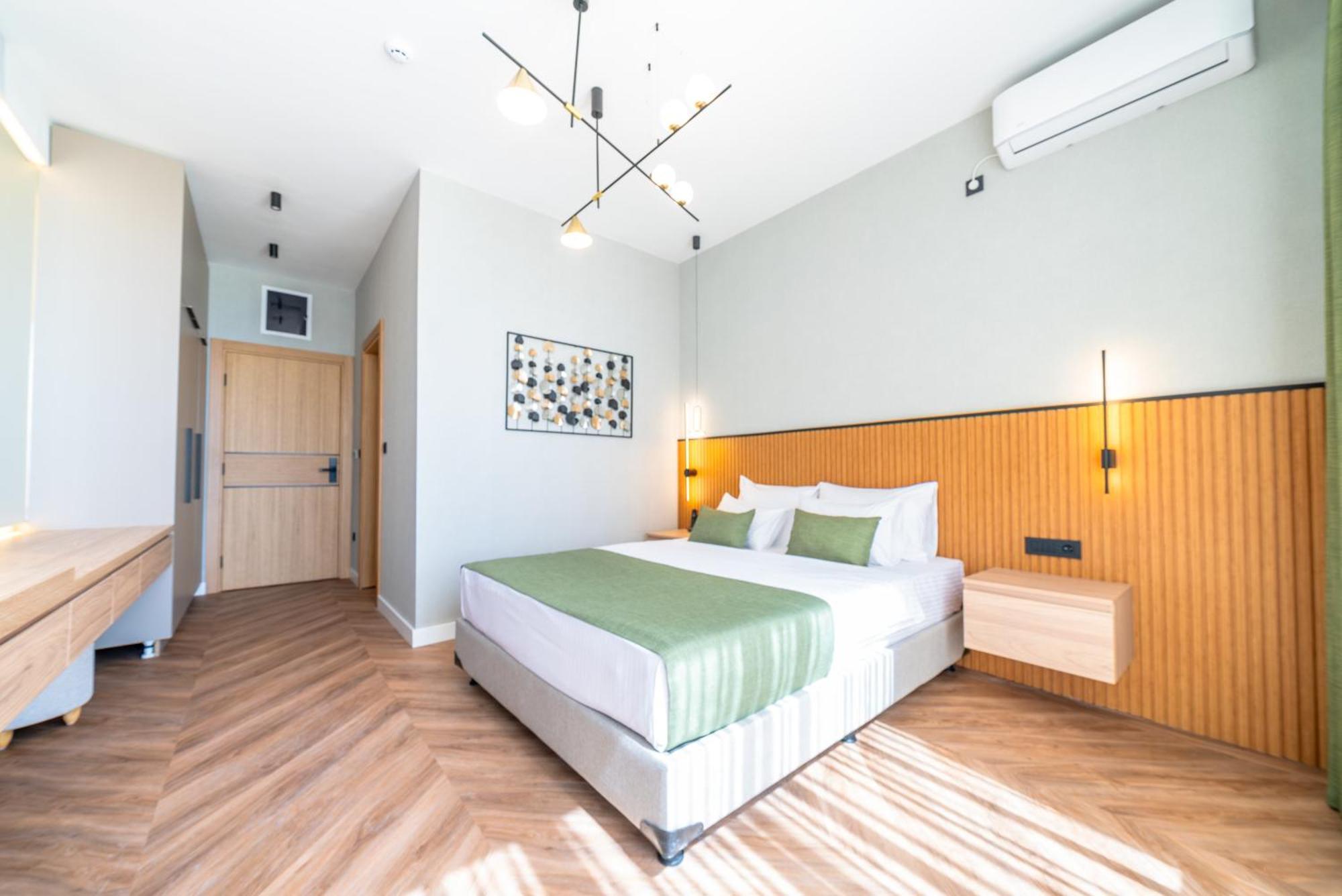 Hotel Millennium By Aycon Budva Exteriör bild
