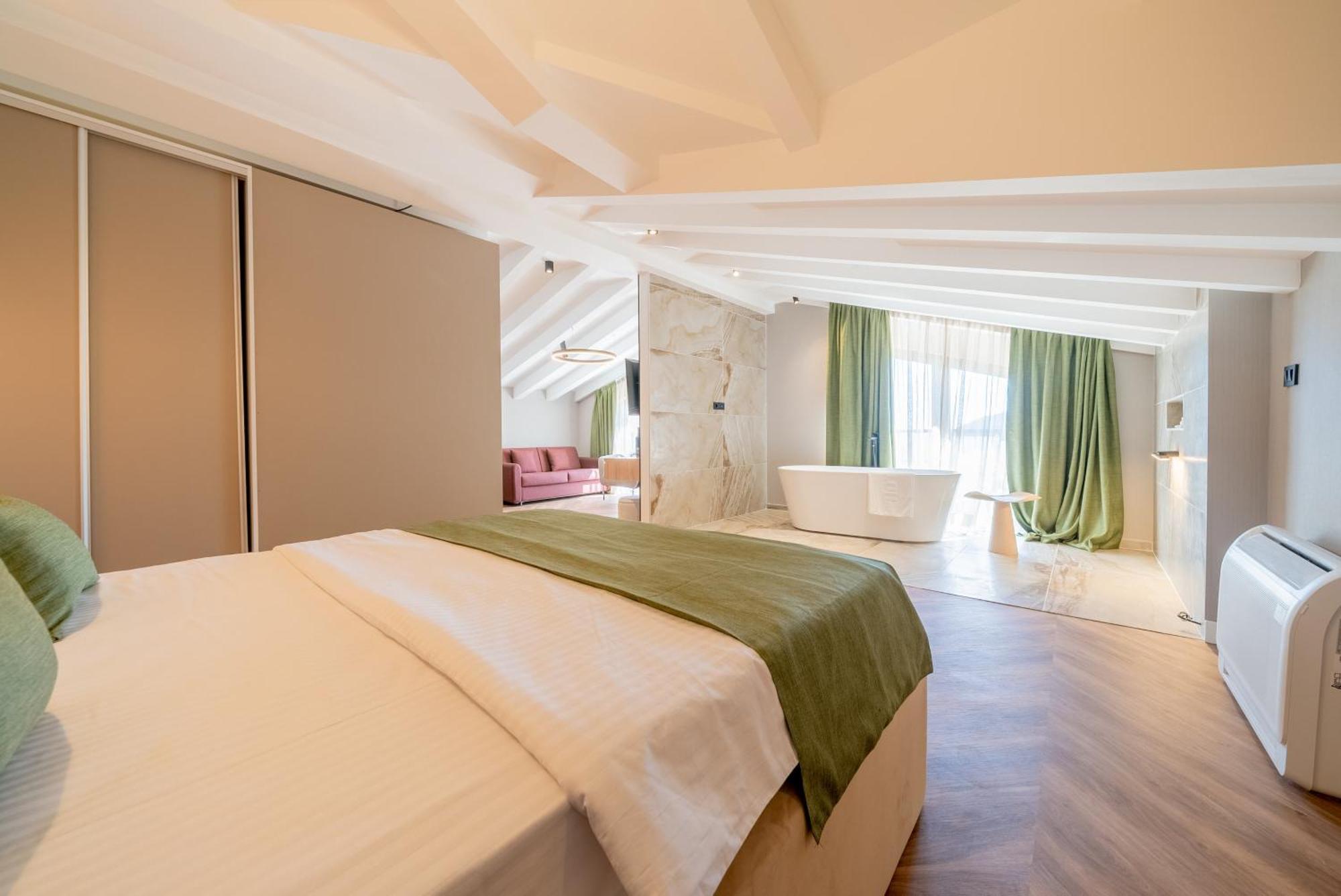 Hotel Millennium By Aycon Budva Exteriör bild